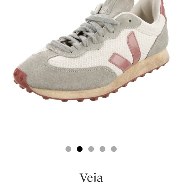 Veja sneakers size 8 women’s - Picture 3 of 5
